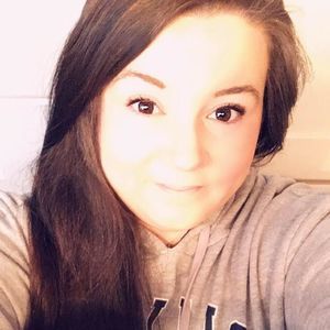 Meet your Posher, Carlee